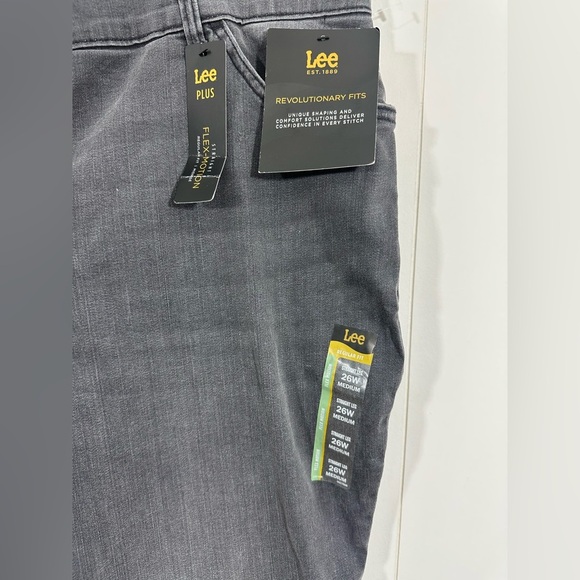 NWT Lee Flex Motion Revolutionary Fit Charcoal Gray Straight Mid Rise Size 26W - Picture 3 of 9
